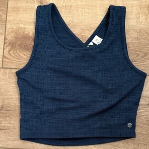 NWOT Roxy cropped tank w/ back cutout